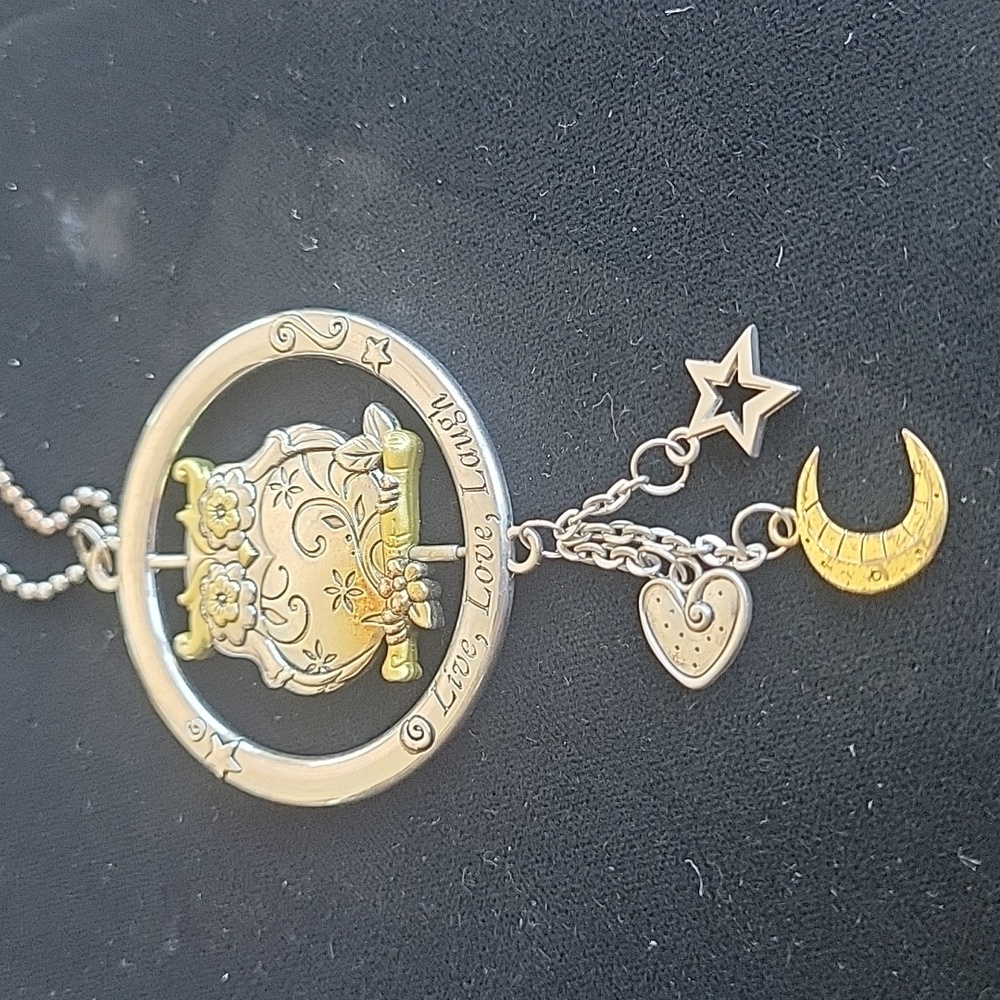 Car or window charm! - Picture 2 of 4